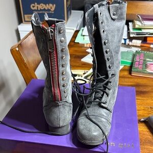 Madden Girl Gray Combat Boots with Red Zipper